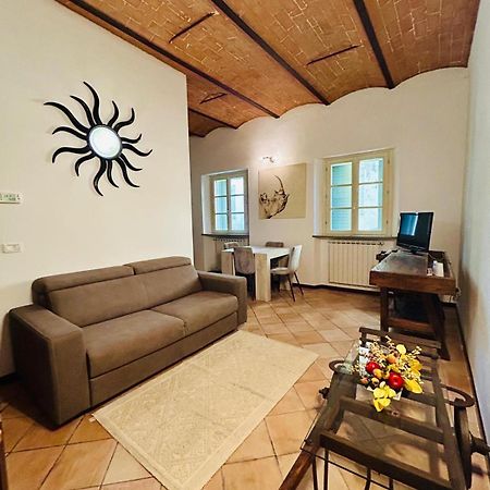 Elisia Appartement Terricciola Buitenkant foto