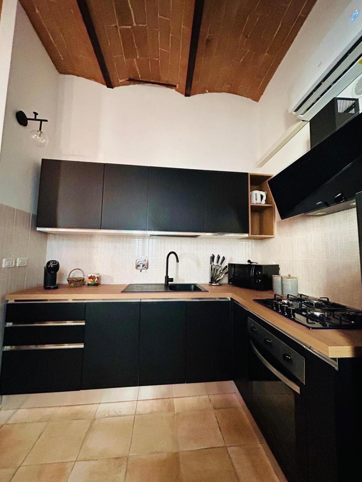 Elisia Appartement Terricciola Buitenkant foto